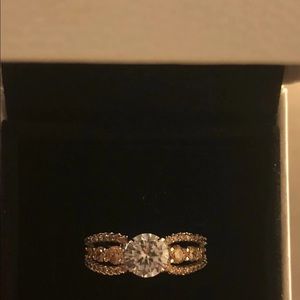 Morganite and white topaz ring